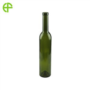 Dunkelgrüne Eisweinglasflasche